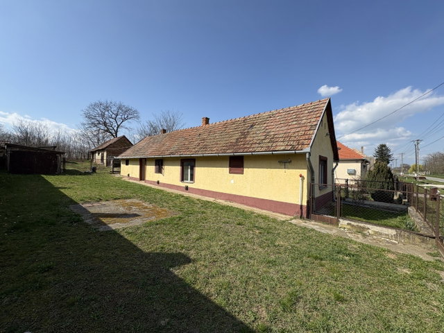 Eladó családi ház, Buzsákon 17.8 M Ft, 3 szobás