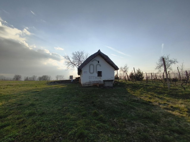 Eladó nyaraló, Buzsákon 23.5 M Ft, 2 szobás