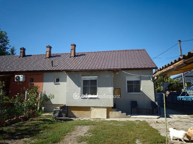 Eladó családi ház, Szolnokon 42.9 M Ft, 3 szobás