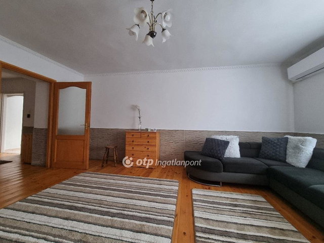 Eladó családi ház, Nagytevelen 39 M Ft, 2+1 szobás