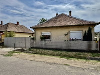 Eladó családi ház, Hevesen 23 M Ft, 3+2 szobás