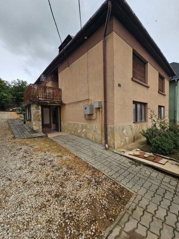 Eladó családi ház, Hévízen 150 M Ft, 3 szobás