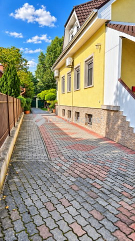 Eladó családi ház, Albertirsán 95 M Ft, 7 szobás