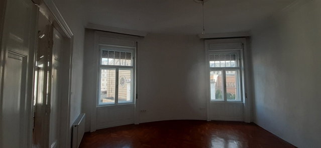 Kiadó téglalakás, albérlet, VII. kerületben, Wesselényi utcában