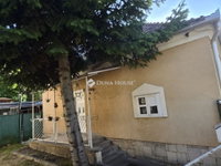 Eladó családi ház, Tatán, Kossuth Lajos utcában 54 M Ft