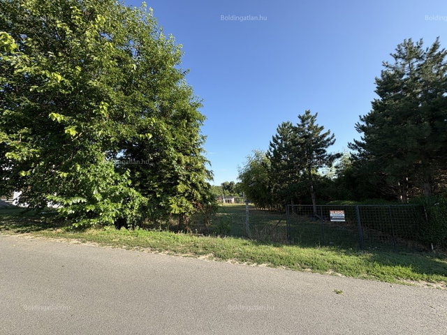 Eladó telek, Kaposváron, Krúdy Gyula utcában 4.8 M Ft