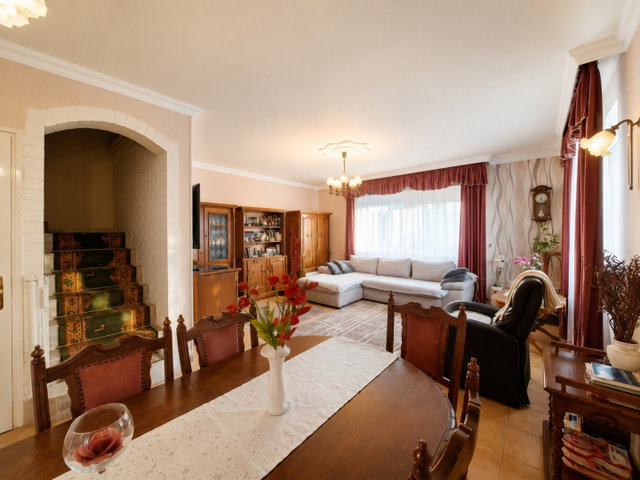 Eladó családi ház, Debrecenben 114.9 M Ft, 4 szobás