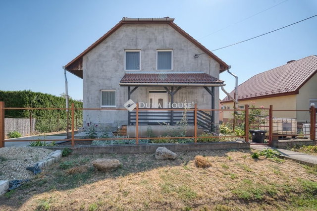 Eladó családi ház, Szerencsen 94.9 M Ft, 6 szobás