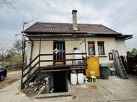 Eladó családi ház, Monoron 25 M Ft, 2 szobás
