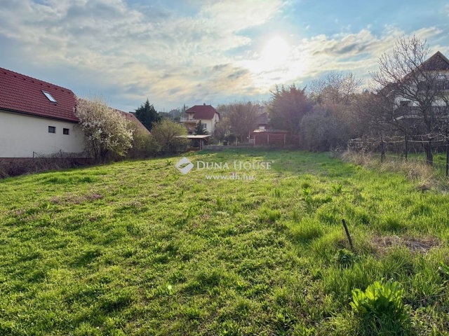 Eladó telek, Felsőörsön 69.9 M Ft / költözzbe.hu