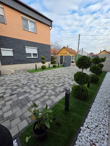Eladó családi ház, Jászberényben 155 M Ft, 4 szobás