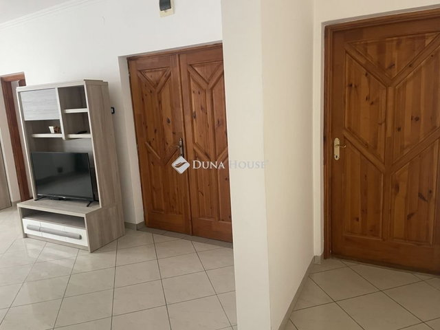 Eladó családi ház, Kecskeméten 115 M Ft, 6 szobás