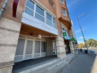 Eladó üzlethelyiség, III. kerületben, Lajos utcában 73.5 M Ft