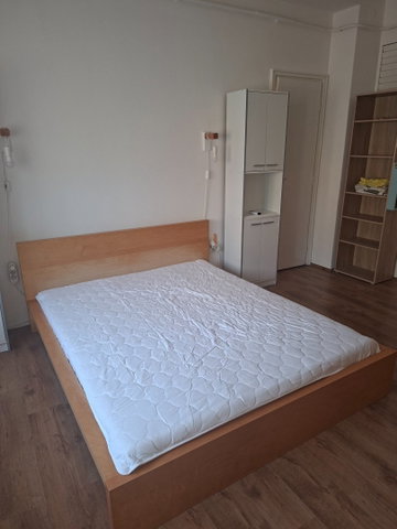 Kiadó téglalakás, albérlet, Pécsett, József Attila utcában