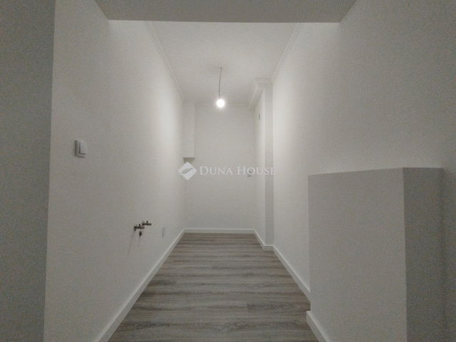 Eladó téglalakás, Budapesten, XI. kerületben 54.99 M Ft