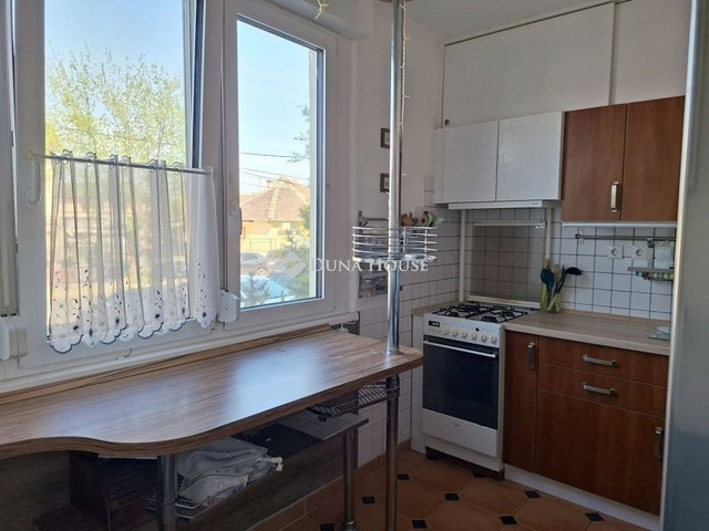 Eladó téglalakás, Budapesten, XX. kerületben 66.49 M Ft