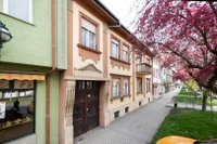 Eladó családi ház, Zalaegerszegen 275 M Ft, 9 szobás
