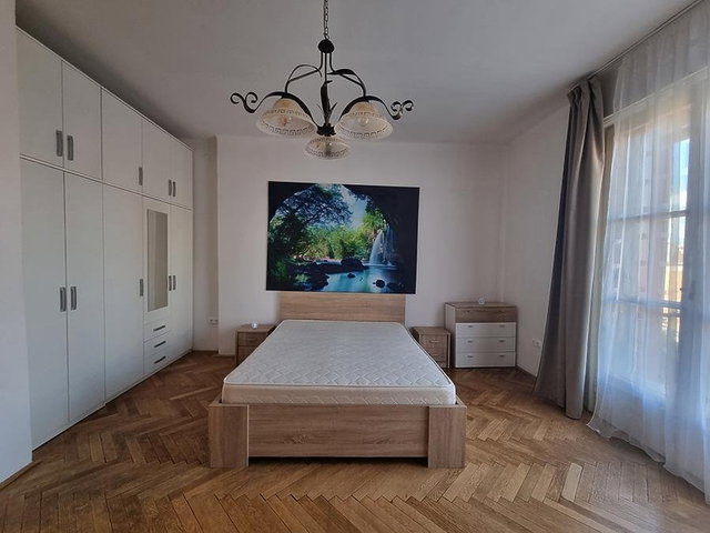 Kiadó téglalakás, albérlet, I. kerületben, Donáti utcában