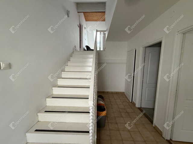 Eladó családi ház, Zalaegerszegen 57.999 M Ft, 6 szobás