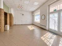 Eladó üzlethelyiség, Oroszlányban 51 M Ft, 2 szobás