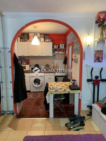 Eladó téglalakás, Budapesten, XIV. kerületben 31 M Ft, 1 szobás