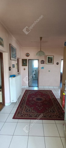 Eladó családi ház, Mosonmagyaróváron 93 M Ft, 5 szobás