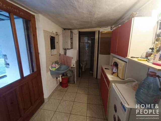 Eladó családi ház, Ásotthalmán 7.999 M Ft, 2 szobás
