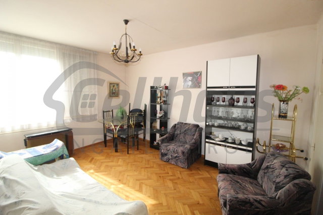 Eladó téglalakás, Celldömölkön 21 M Ft, 2 szobás