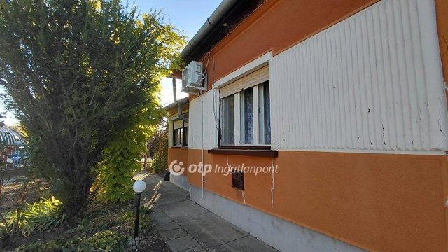Eladó családi ház, Kaszaperen 9.999 M Ft, 3+1 szobás
