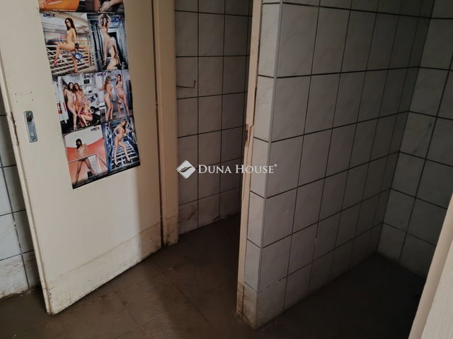 Kiadó ipari ingatlan, Tatabányán, Tavaszmező utcában