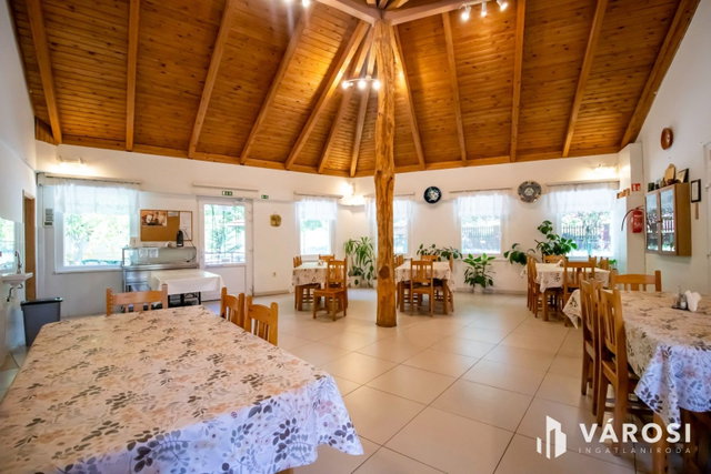 Eladó hotel, Gánton 155 M Ft, 12 szobás / költözzbe.hu
