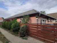 Eladó ikerház, Üllőn 125 M Ft, 3 szobás / költözzbe.hu