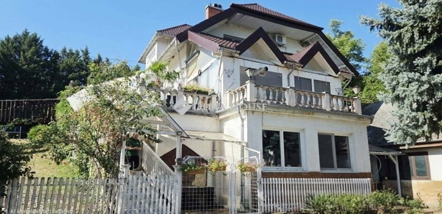 Eladó családi ház, Kosdon 195 M Ft, 5 szobás