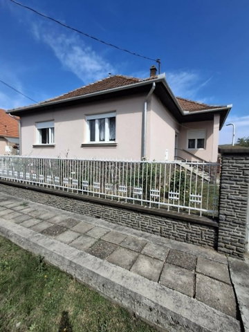Eladó családi ház, Recsken 32 M Ft, 4 szobás