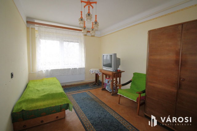 Eladó családi ház, Mátyásdombon 22 M Ft, 2 szobás