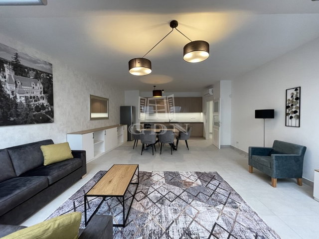 Kiadó téglalakás, albérlet, Székesfehérvárott 390 E Ft / hó