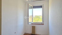 Eladó panellakás, Pécsett 41 M Ft, 3 szobás