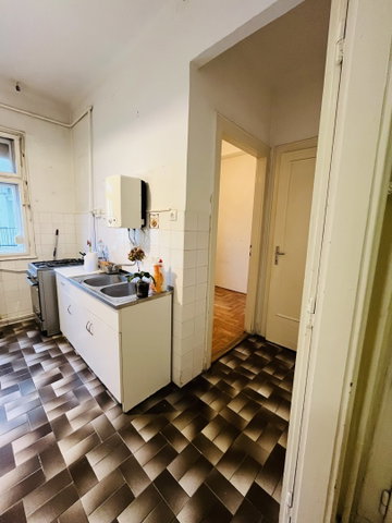 Eladó téglalakás, Budapesten, V. kerületben 146 M Ft, 2+1 szobás