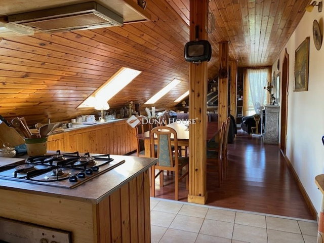 Eladó családi ház, Bicskén 199 M Ft, 5 szobás