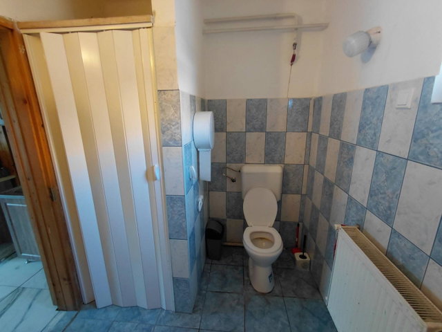 Eladó családi ház, Perén 19.9 M Ft, 2 szobás