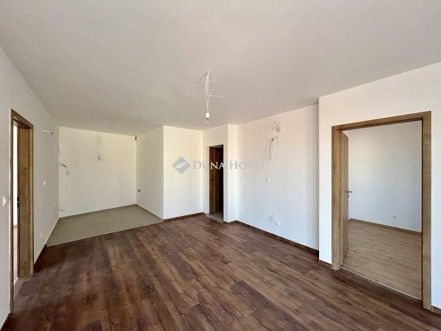 Eladó téglalakás, Budapesten, VIII. kerületben 92.49 M Ft