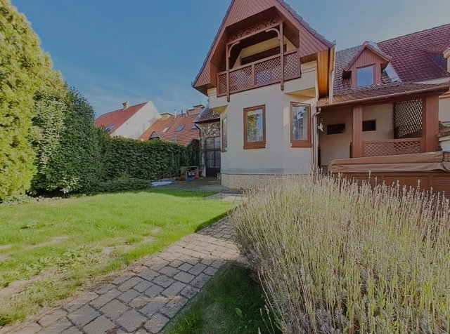 Eladó családi ház, Kecskeméten 145 M Ft, 7 szobás
