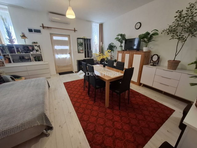 Eladó családi ház, Kiskunfélegyházán 38 M Ft, 1 szobás