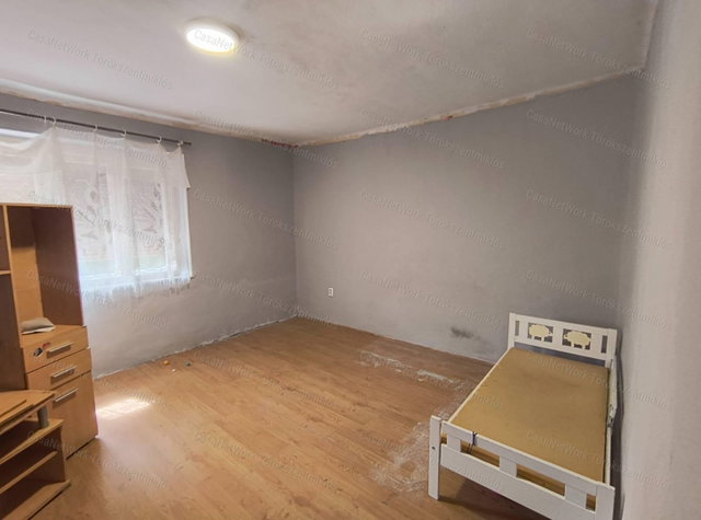 Eladó családi ház, Törökszentmiklóson 18.8 M Ft, 1+1 szobás