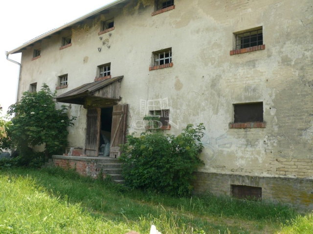 Eladó ipari ingatlan, Kerekegyházán 17.9 M Ft