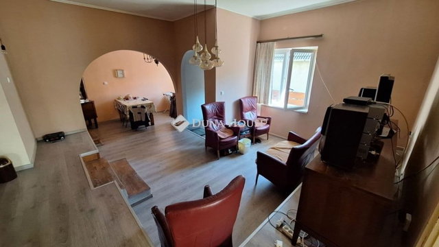 Eladó téglalakás, Bicskén 49.9 M Ft, 3 szobás