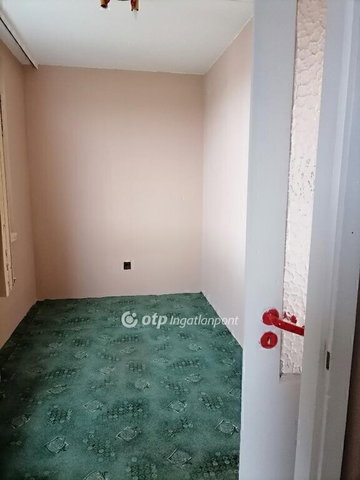Eladó panellakás, Miskolcon 23.5 M Ft, 1+1 szobás