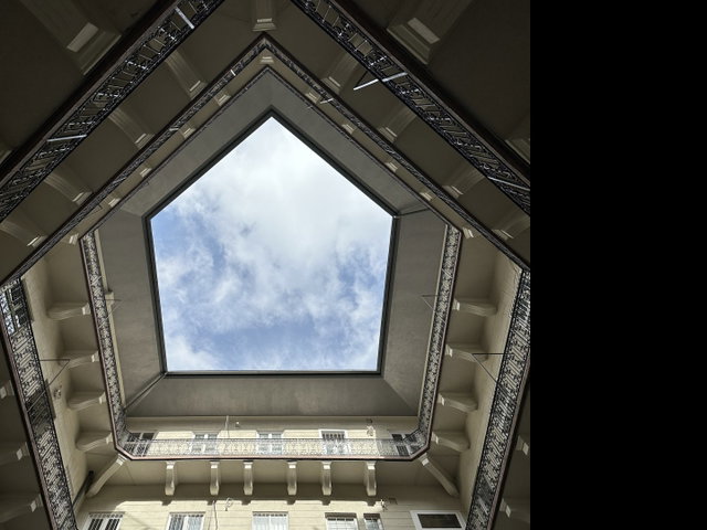Eladó téglalakás, Budapesten, VI. kerületben 91 M Ft, 1 szobás