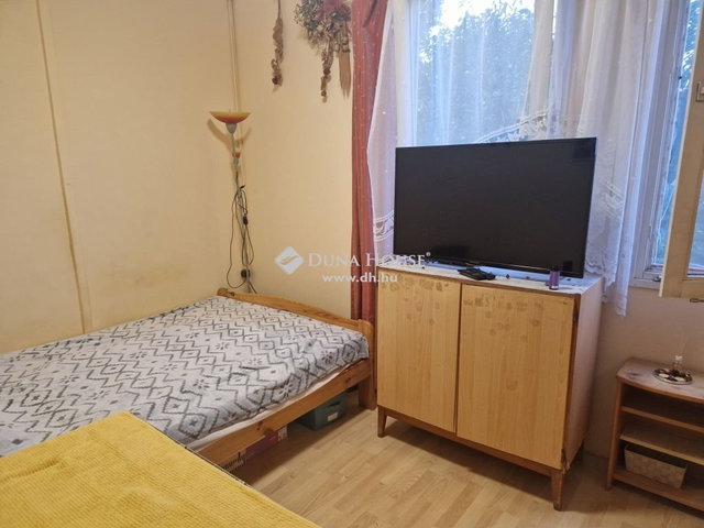 Eladó nyaraló, Fonyódon 65 M Ft, 4 szobás / költözzbe.hu
