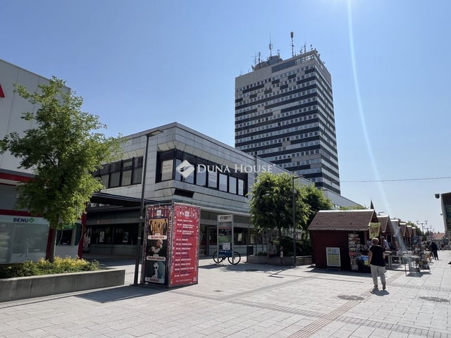 Eladó üzlethelyiség, Veszprémben 250 M Ft / költözzbe.hu